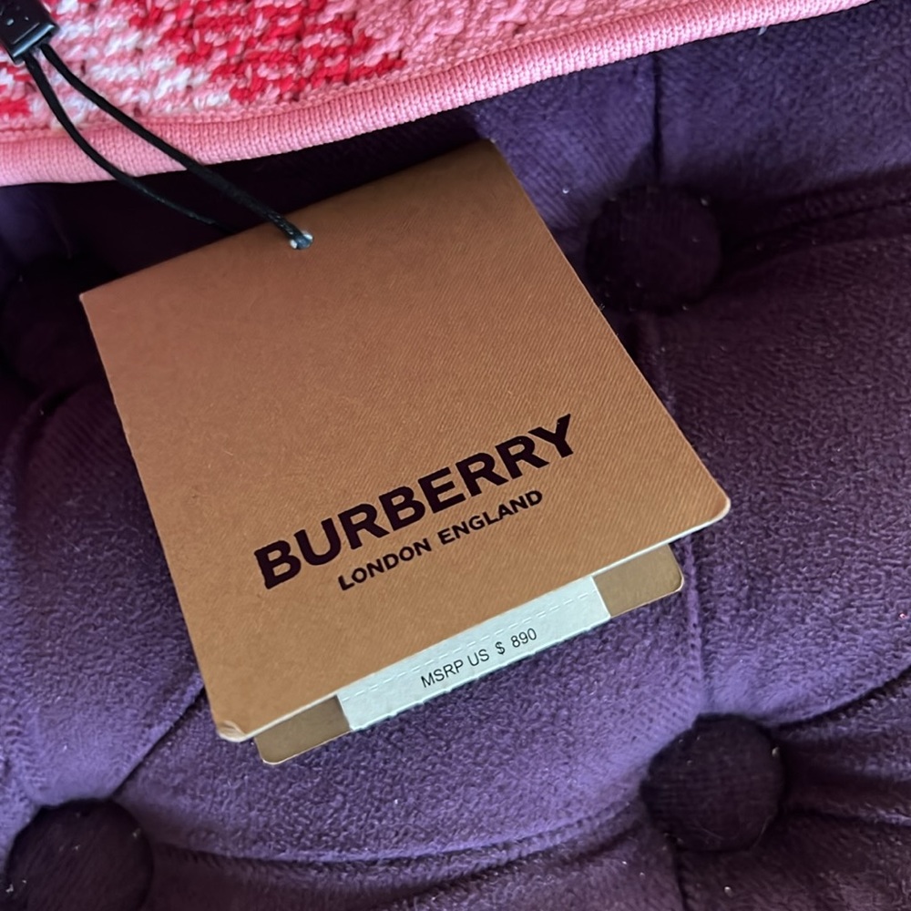 NEW Burberry Knitted Check Bucket Hat, Pink IP Check, Size L, New with Tag $890 - Picture 6 of 8